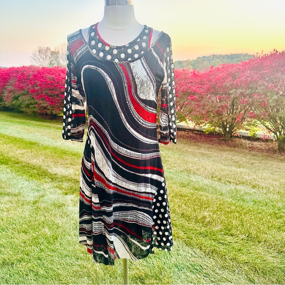 Mechant Abstract Print Cold Shoulder Dress Sz M